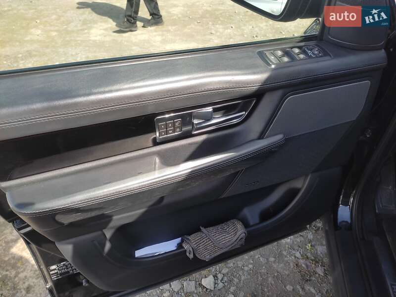 Внедорожник / Кроссовер Land Rover Range Rover Sport 2013 в Старом Самборе