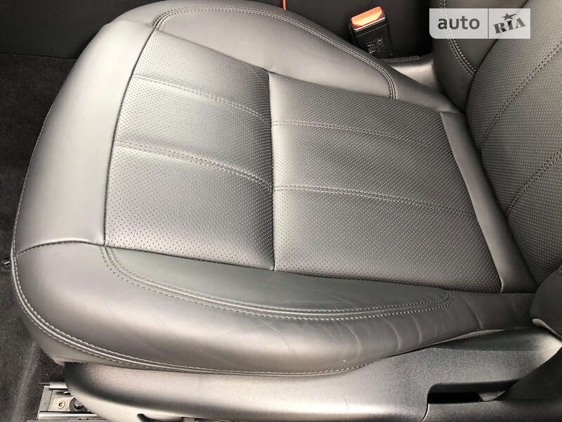 Внедорожник / Кроссовер Land Rover Range Rover Sport 2019 в Днепре фото 26 Внедорожник / Кроссовер Land Rover Range Rover Sport 2019 в Днепре