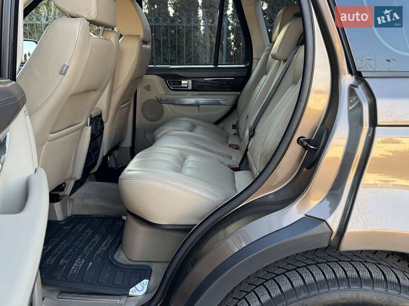 Позашляховик / Кросовер Land Rover Range Rover Sport 2010 в Одесі