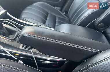 Внедорожник / Кроссовер Land Rover Range Rover Sport 2009 в 