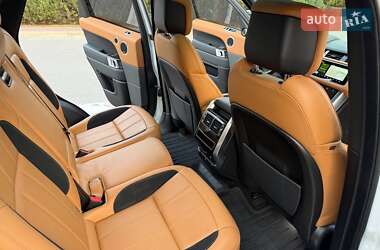 Позашляховик / Кросовер Land Rover Range Rover Sport 2020 в 