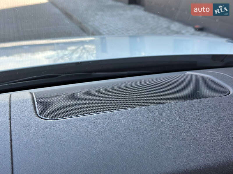 Внедорожник / Кроссовер Land Rover Range Rover Sport 2015 в Днепре