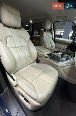 Внедорожник / Кроссовер Land Rover Range Rover Sport 2017 в 