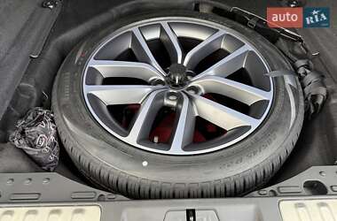Внедорожник / Кроссовер Land Rover Range Rover Sport 2022 в 