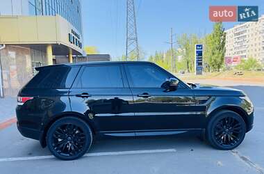Позашляховик / Кросовер Land Rover Range Rover Sport 2016 в 