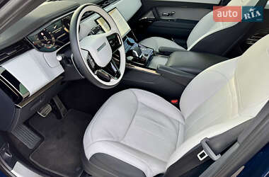 Позашляховик / Кросовер Land Rover Range Rover Sport 2023 в 