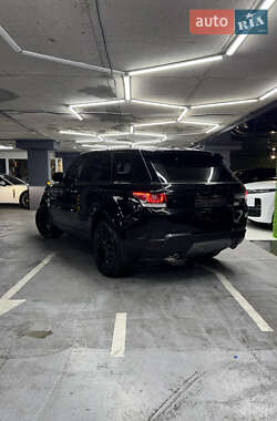 Позашляховик / Кросовер Land Rover Range Rover Sport 2016 в 
