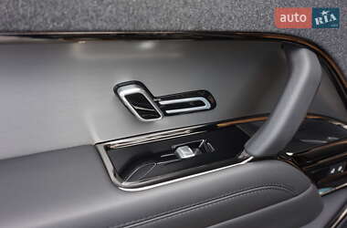 Внедорожник / Кроссовер Land Rover Range Rover Sport 2023 в 