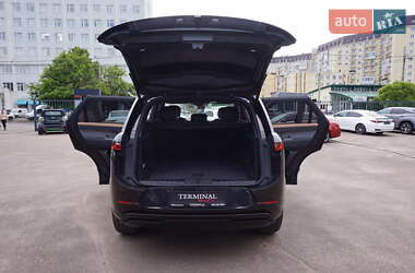 Внедорожник / Кроссовер Land Rover Range Rover Sport 2023 в 