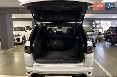 Внедорожник / Кроссовер Land Rover Range Rover Sport 2016 в 
