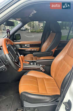 Позашляховик / Кросовер Land Rover Range Rover Sport 2010 в 