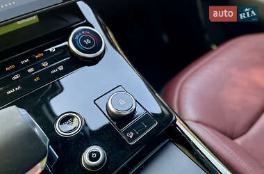 Позашляховик / Кросовер Land Rover Range Rover Sport 2023 в 