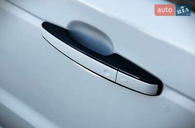 Внедорожник / Кроссовер Land Rover Range Rover Sport 2018 в 