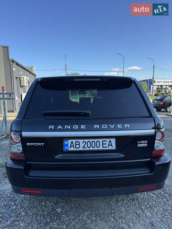 Внедорожник / Кроссовер Land Rover Range Rover Sport 2013 в Черновцах