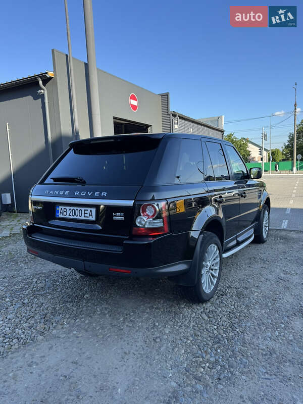 Внедорожник / Кроссовер Land Rover Range Rover Sport 2013 в Черновцах
