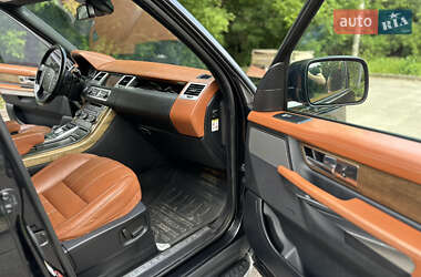 Внедорожник / Кроссовер Land Rover Range Rover Sport 2012 в 