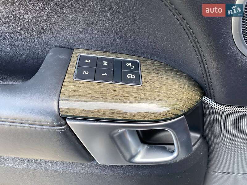Внедорожник / Кроссовер Land Rover Range Rover Sport 2016 в Хмельницком