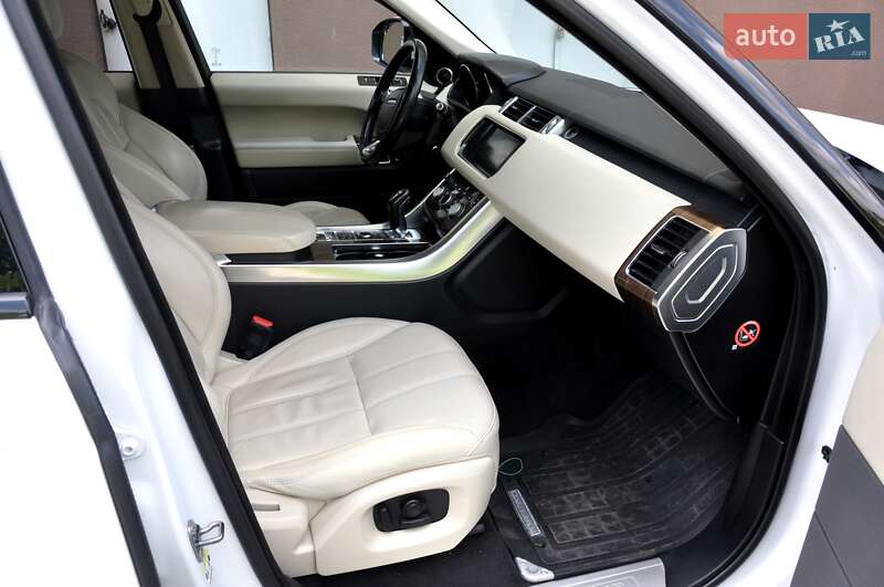 Внедорожник / Кроссовер Land Rover Range Rover Sport 2015 в Львове