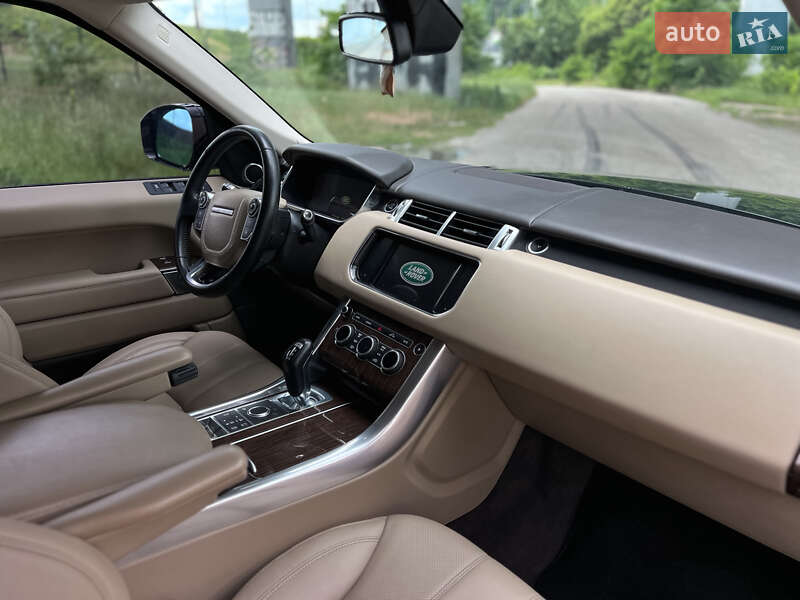Внедорожник / Кроссовер Land Rover Range Rover Sport 2015 в Киеве