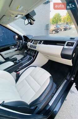 Внедорожник / Кроссовер Land Rover Range Rover Sport 2011 в 