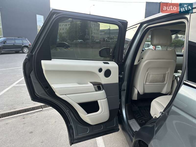 Внедорожник / Кроссовер Land Rover Range Rover Sport 2015 в Тернополе