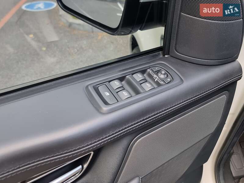 Внедорожник / Кроссовер Land Rover Range Rover Sport 2009 в Киеве