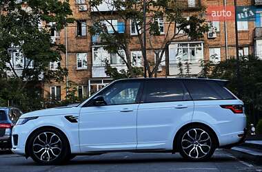Позашляховик / Кросовер Land Rover Range Rover Sport 2019 в 
