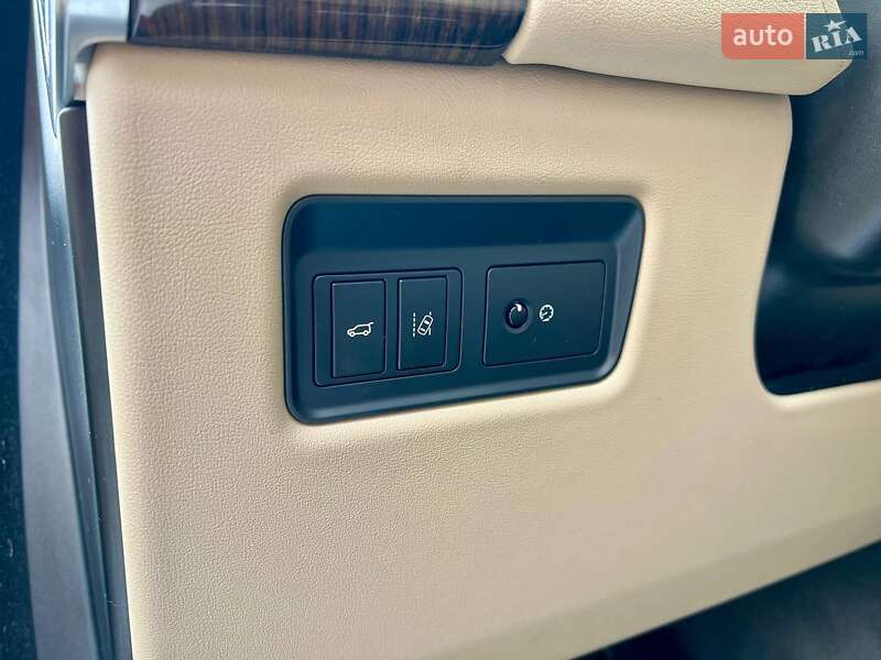 Внедорожник / Кроссовер Land Rover Range Rover Sport 2017 в Киеве