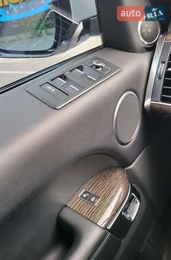 Внедорожник / Кроссовер Land Rover Range Rover Sport 2015 в 