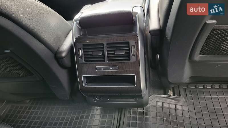 Внедорожник / Кроссовер Land Rover Range Rover Sport 2015 в Киеве