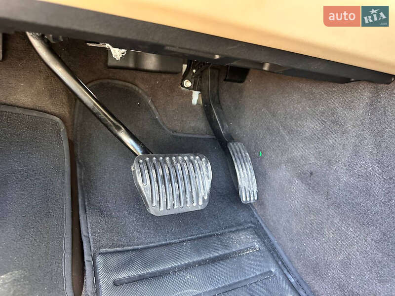 Внедорожник / Кроссовер Land Rover Range Rover Sport 2017 в Козине