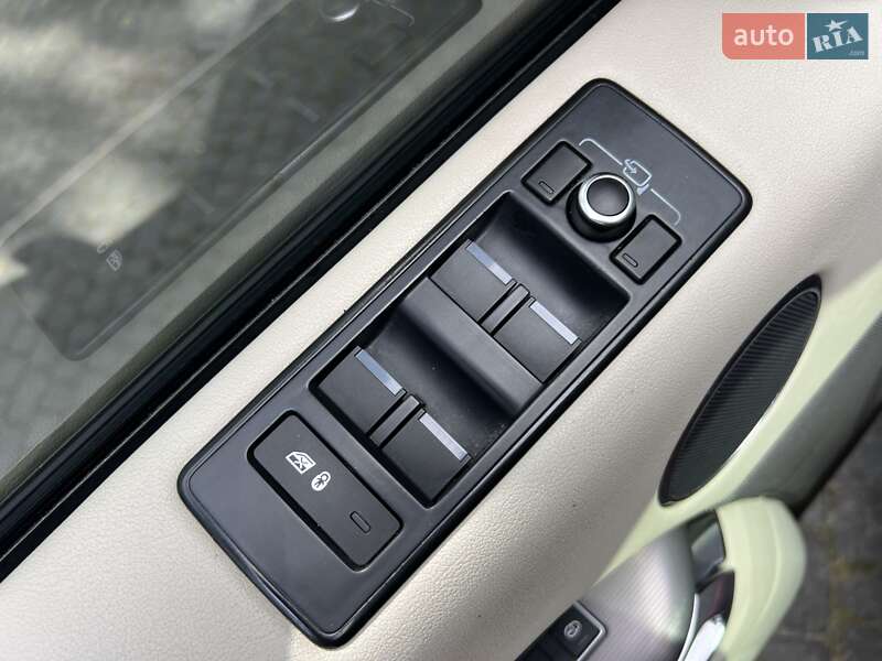 Внедорожник / Кроссовер Land Rover Range Rover Sport 2013 в Львове