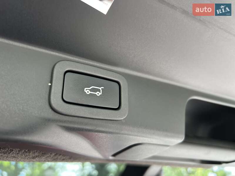 Внедорожник / Кроссовер Land Rover Range Rover Sport 2013 в Львове