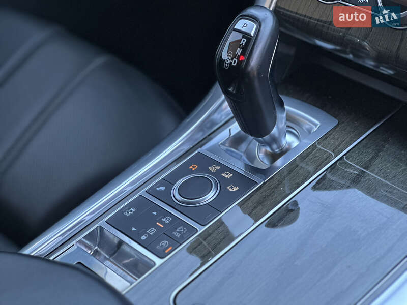 Внедорожник / Кроссовер Land Rover Range Rover Sport 2016 в Черноморске