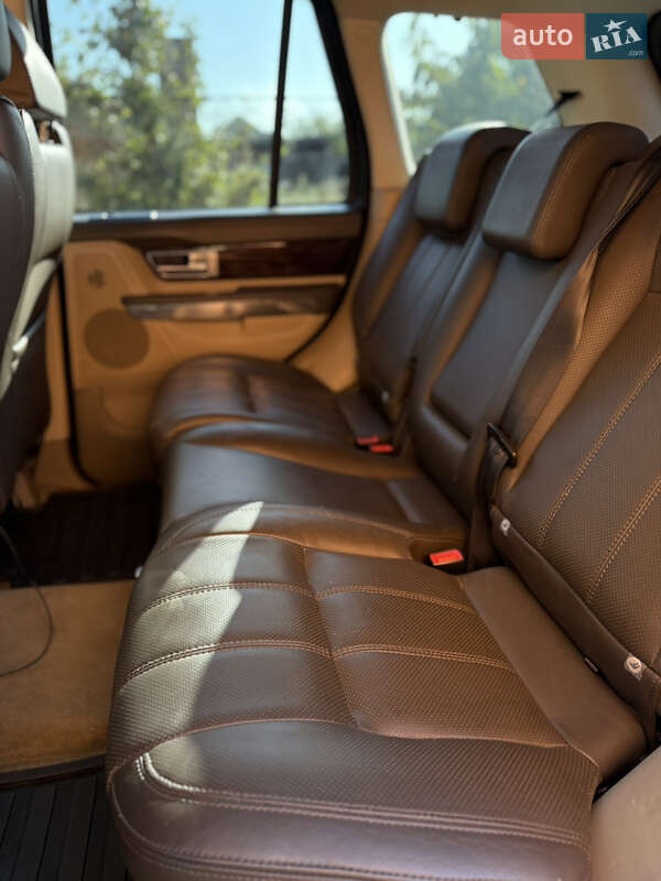 Внедорожник / Кроссовер Land Rover Range Rover Sport 2010 в Радомышле