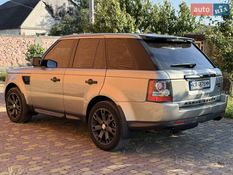 Внедорожник / Кроссовер Land Rover Range Rover Sport 2010 в Радомышле