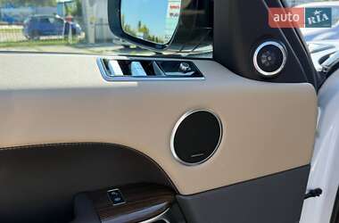 Внедорожник / Кроссовер Land Rover Range Rover Sport 2019 в 
