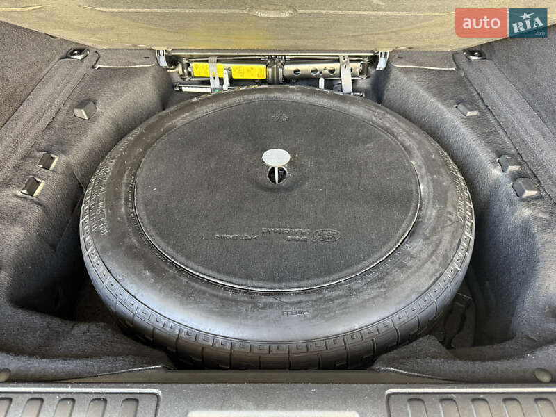 Внедорожник / Кроссовер Land Rover Range Rover Sport 2015 в Черновцах