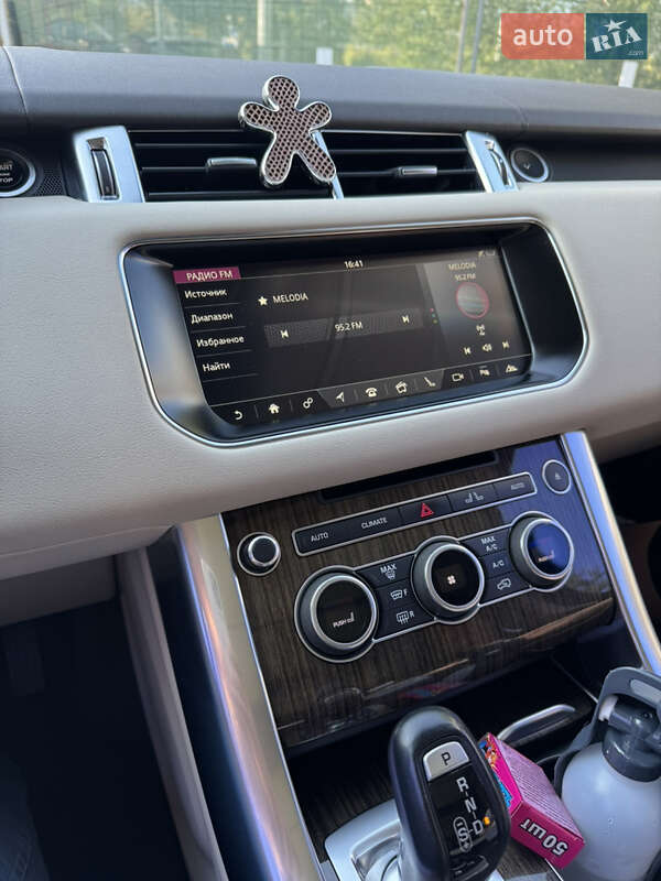 Внедорожник / Кроссовер Land Rover Range Rover Sport 2016 в Киеве