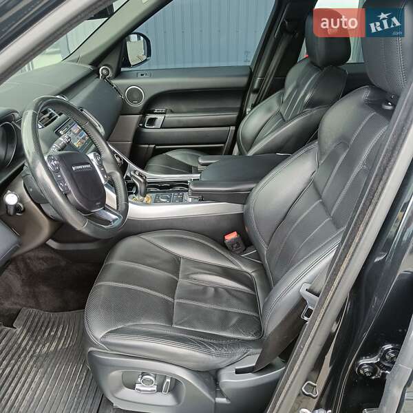 Внедорожник / Кроссовер Land Rover Range Rover Sport 2016 в Дубно