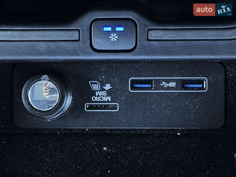 Позашляховик / Кросовер Land Rover Range Rover Sport 2019 в Дніпрі