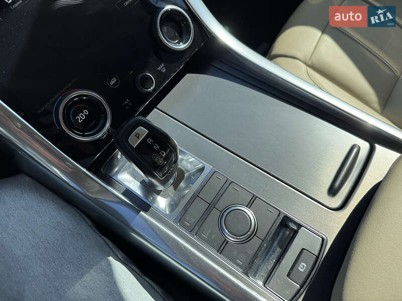 Внедорожник / Кроссовер Land Rover Range Rover Sport 2018 в Киеве фото 28 Внедорожник / Кроссовер Land Rover Range Rover Sport 2018 в Киеве