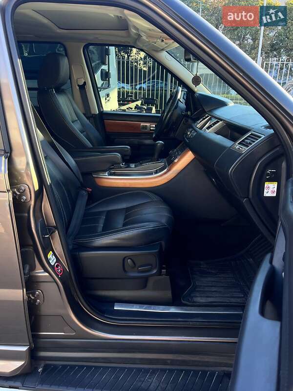 Внедорожник / Кроссовер Land Rover Range Rover Sport 2011 в Полтаве