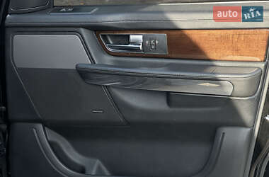 Внедорожник / Кроссовер Land Rover Range Rover Sport 2010 в 