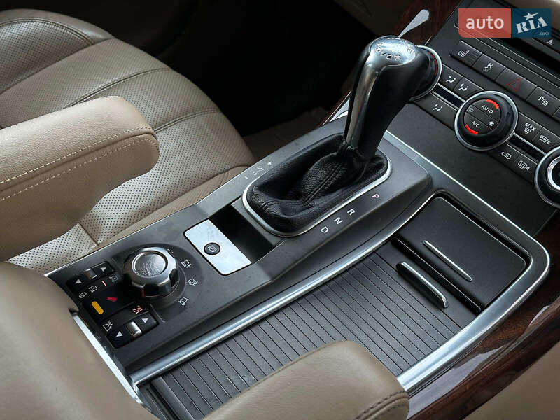 Внедорожник / Кроссовер Land Rover Range Rover Sport 2010 в Одессе