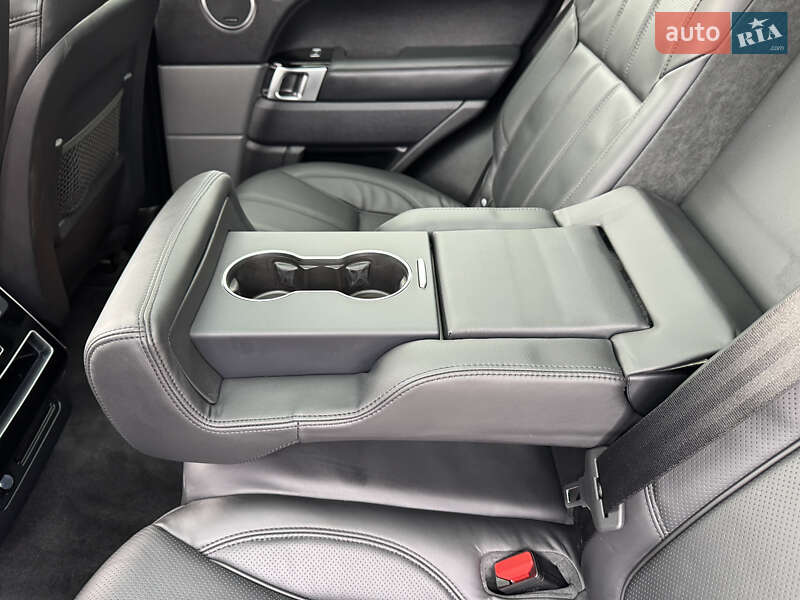 Внедорожник / Кроссовер Land Rover Range Rover Sport 2015 в Запорожье