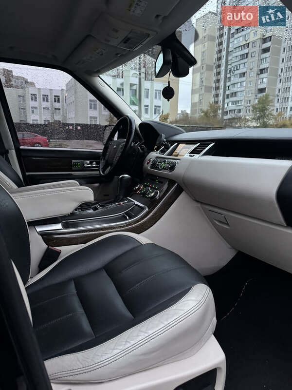 Внедорожник / Кроссовер Land Rover Range Rover Sport 2011 в Киеве фото 17 Внедорожник / Кроссовер Land Rover Range Rover Sport 2011 в Киеве