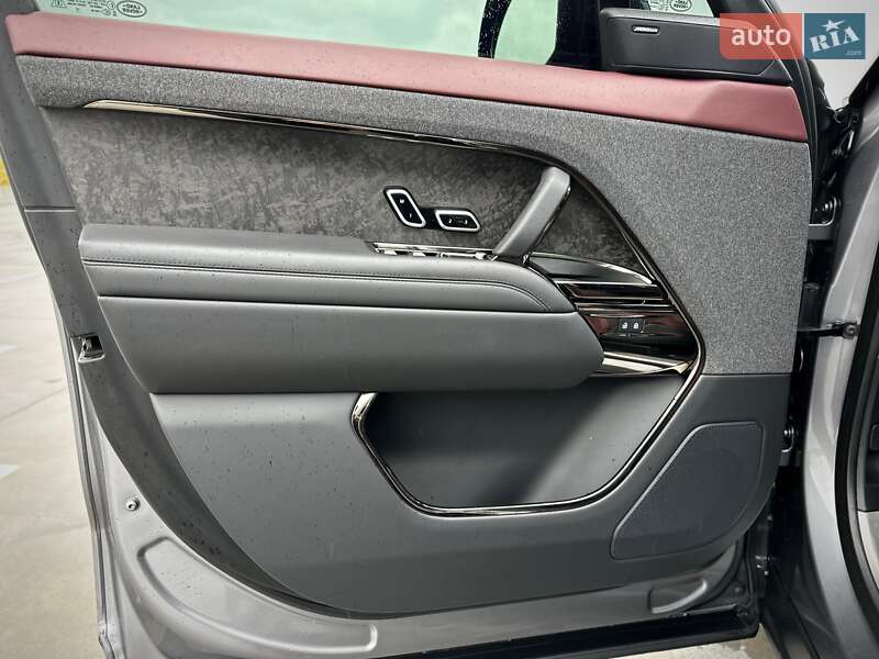 Внедорожник / Кроссовер Land Rover Range Rover Sport 2023 в Киеве фото 43 Внедорожник / Кроссовер Land Rover Range Rover Sport 2023 в Киеве