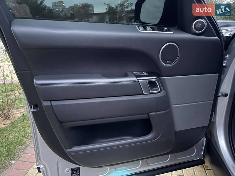Внедорожник / Кроссовер Land Rover Range Rover Sport 2017 в Киеве фото 19 Внедорожник / Кроссовер Land Rover Range Rover Sport 2017 в Киеве