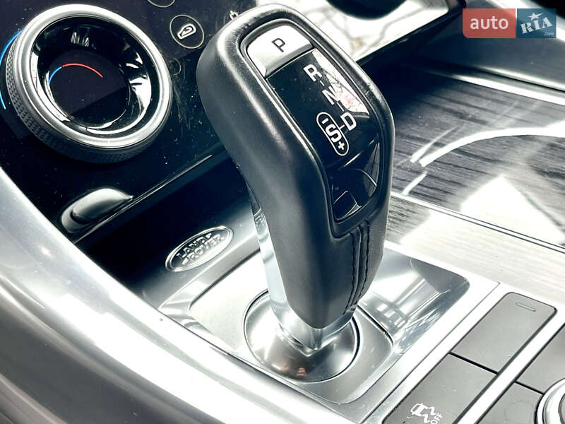 Внедорожник / Кроссовер Land Rover Range Rover Sport 2018 в Киеве фото 29 Внедорожник / Кроссовер Land Rover Range Rover Sport 2018 в Киеве